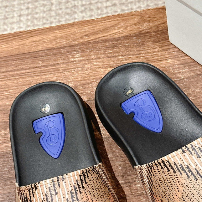 BURBERRY 26S SLIDE SANDALS IN BLACK AND BEIGE CALFSKIN