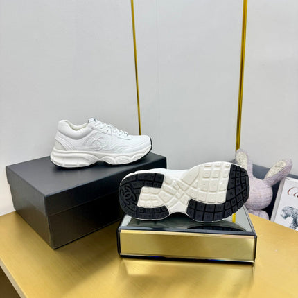 DAD SNEAKER IN WHITE SUEDE AND BREATHABLE MESH