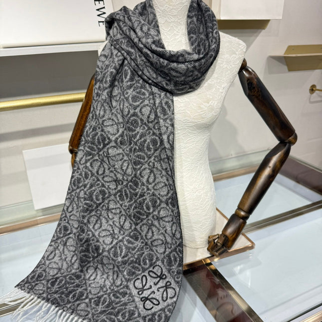 LOEWE 25S SCARF 180 IN CASHMERE WOOL 706573