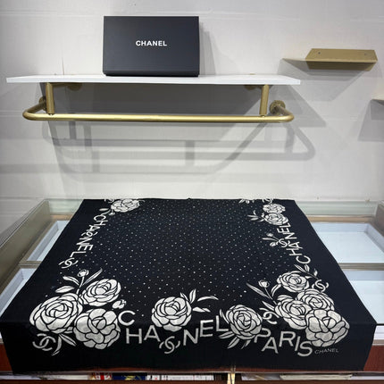 CHANEL 26S SCARF 200 IN CASHMERE 509253