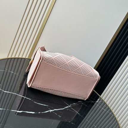 CHANEL 26S HOBO BAG MEDIUM 30 IN LIGHT PINK PERFORATED CALFSKIN GOLD HARDWARE