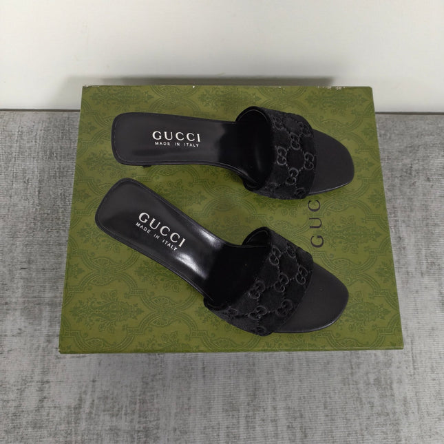 GUCCI 26S MULE SANDALS 55MM IN BLACK VELVET GG EMBOSSED