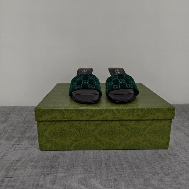 GUCCI 26S MULE SANDALS 55MM IN DARK GREEN VELVET GG EMBOSSED