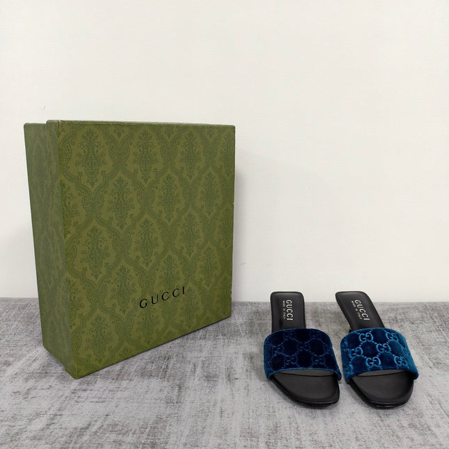 GUCCI 26S MULE SANDALS 55MM IN ROYAL BLUE VELVET GG EMBOSSED