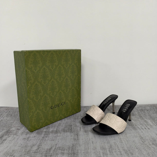 GUCCI 26S MULE SANDALS 85MM IN IVORY WHITE CALFSKIN GG EMBOSSED