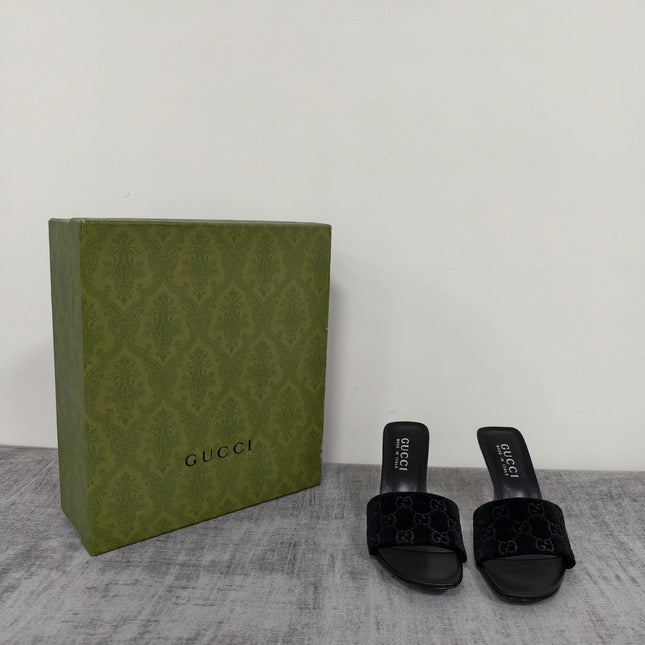 GUCCI 26S MULE SANDALS 85MM IN BLACK VELVET GG EMBOSSED