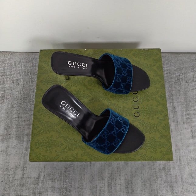 GUCCI 26S MULE SANDALS 85MM IN ROYAL BLUE VELVET GG EMBOSSED