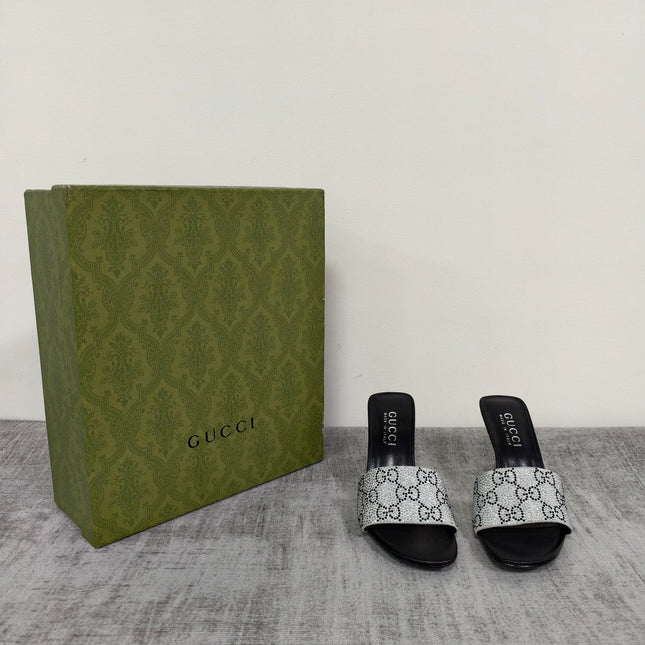 GUCCI 26S MULE SANDALS 85MM IN SILVER SATIN CRYSTAL GG