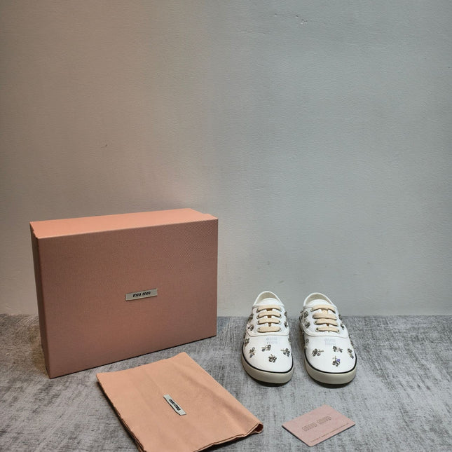 MIUMIU 26S LOW TOP SNEAKERS IN WHITE CANVAS CRYSTAL-EMBELLISHED
