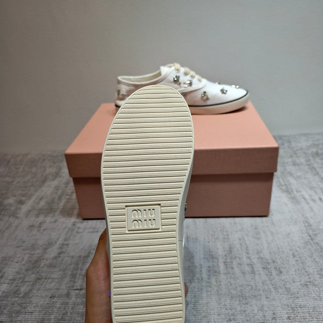 MIUMIU 26S LOW TOP SNEAKERS IN WHITE CANVAS CRYSTAL-EMBELLISHED