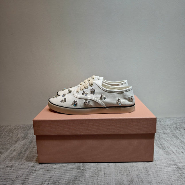 MIUMIU 26S LOW TOP SNEAKERS IN WHITE CANVAS CRYSTAL-EMBELLISHED