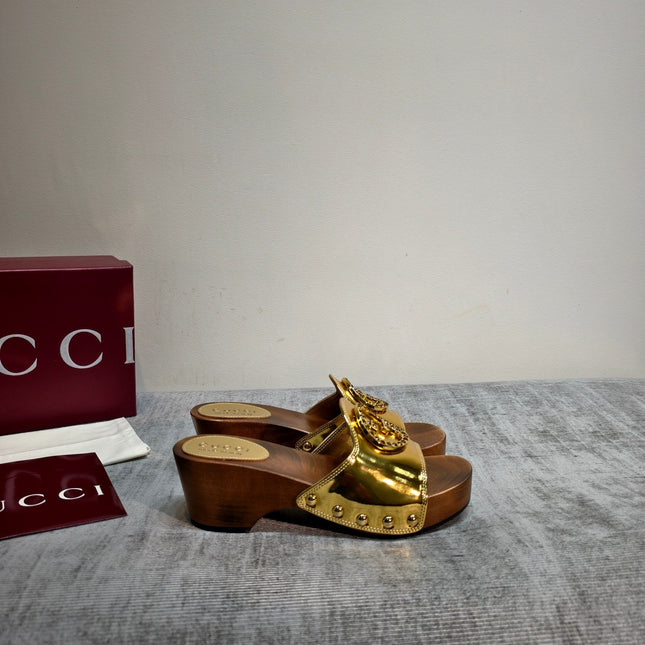 GUCCI 26S PLATFORM MULES IN GOLD CALFSKIN GOLD HARDWARE