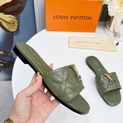 LV 26S MARE FLAT MULES IN MOSS GREEN CALFSKIN
