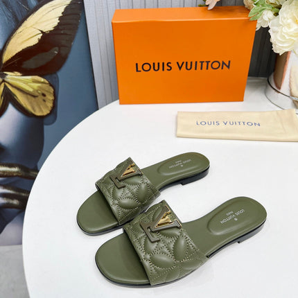 LV 26S MARE FLAT MULES IN MOSS GREEN CALFSKIN