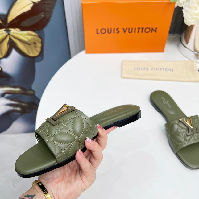 LV 26S MARE FLAT MULES IN MOSS GREEN CALFSKIN