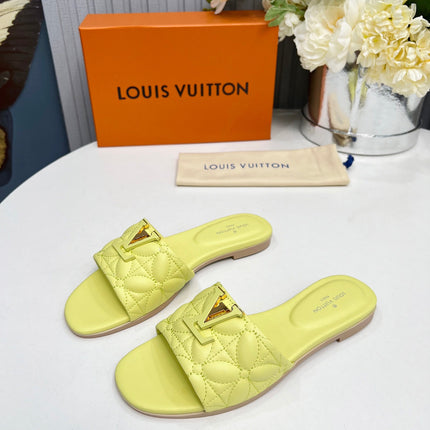 LV 26S MARE FLAT MULES IN LIGHT YELLOW CALFSKIN