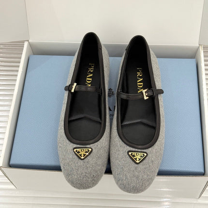 PRADA 26S MARY JANE  FLATS IN GREY FELTED FABRIC