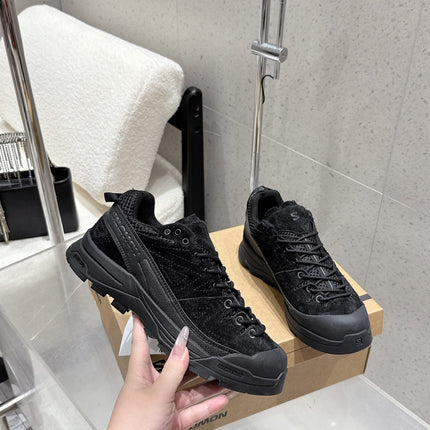 ALO 25S SALOMON AERO GLIDE 3 IN BLACK SUEDE