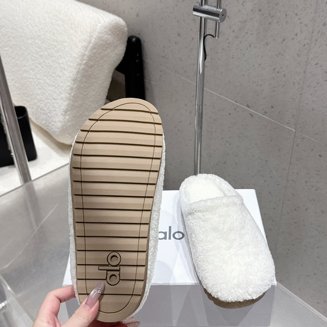 ALO 25S BIRKENSTOCK CLOGS IN WHITE WOOL