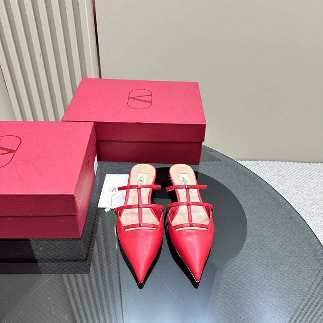ROCKSTUD WISPY CHERRY RED CALFSKIN MULE 20MM
