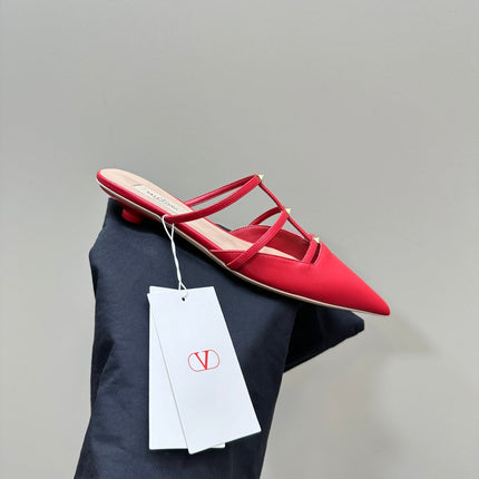 ROCKSTUD WISPY CHERRY RED CALFSKIN MULE 20MM