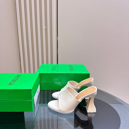 HIGH MULE 95 MM IN WHITE CALFSKIN