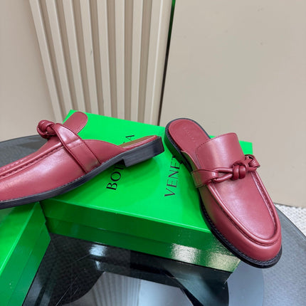 ASTAIRE MULE IN BERRY RED CALFSKIN