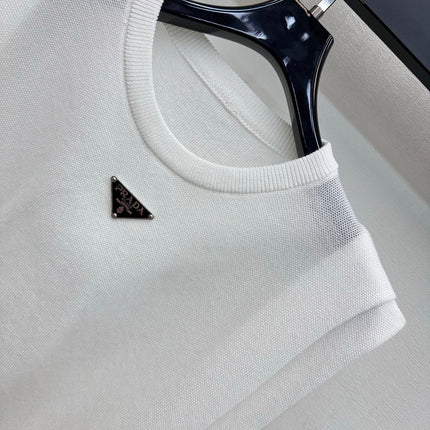 PRADA 26S SLEEVELESS SWEATER STYLE 923