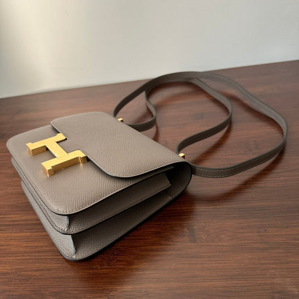 CONSTANCE 18 ETOUPE EPSOM GOLD HARDWARE