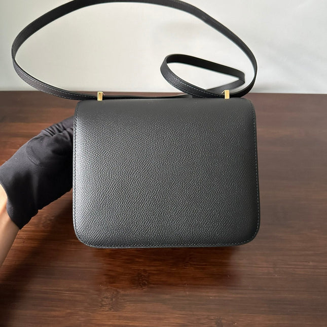 CONSTANCE 18 BLACK EPSOM GOLD HARDWARE