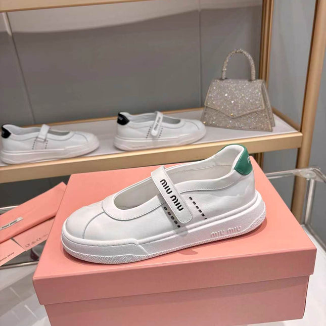 MIUMIU 26S MARY JANE BALLERINAS IN WHITE AND GREEN CALFSKIN