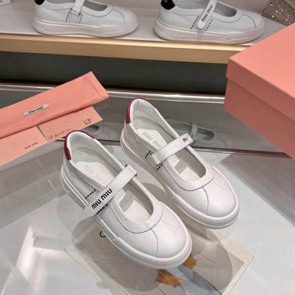 MIUMIU 26S MARY JANE BALLERINAS IN WHITE AND BURGUNDY RED CALFSKIN