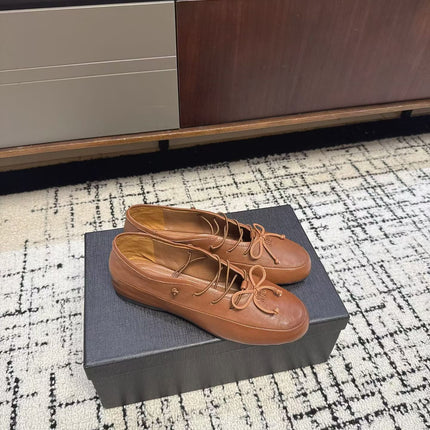 MIUMIU 26S LACE UP BOW LOAFERS IN CARAMEL BROWN CALFSKIN
