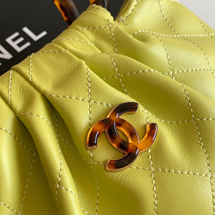 CHANEL 26S HAND BAG MEDIUM 24 IN LIME YELLOW LAMBSKIN GOLD HARDWARE