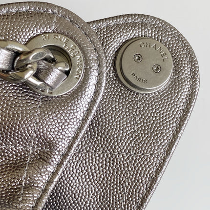 CHANEL 25S HOBO BAG 30 IN LILAC SILVER METALLIC CAVIAR