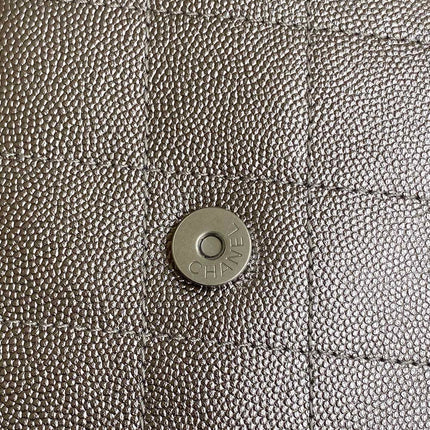 CHANEL 25S HOBO BAG 40 IN LILAC SILVER METALLIC CAVIAR