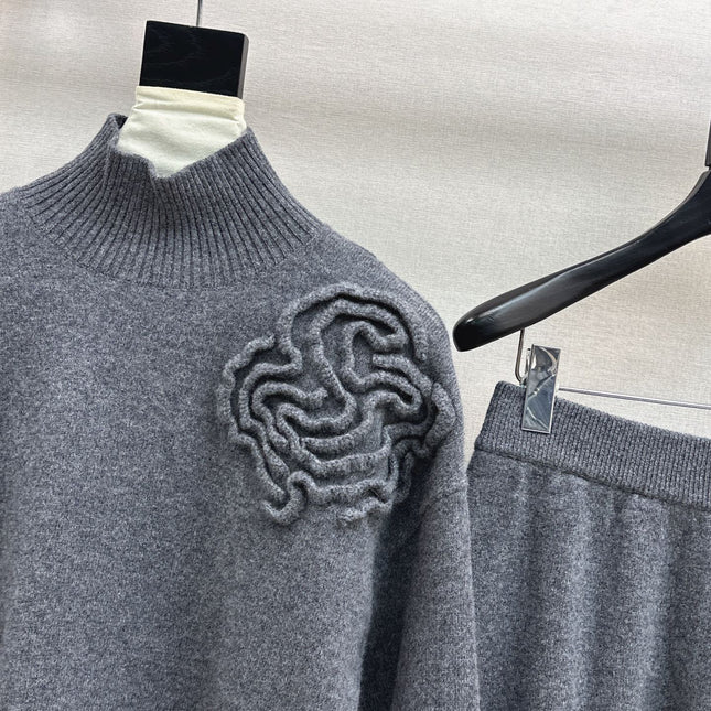 VALENTINO 26S SWEATER AND SKIRT SET STYLE 76