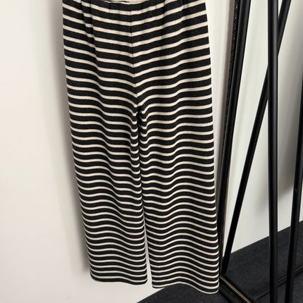 CHANEL 25S STRIPED PANTS 570