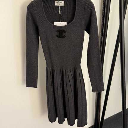 CHANEL 26S KNIT DRESS 885
