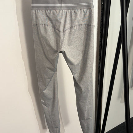 ALO 26S LAYERED SPORTS BRA & HIGH-WAIST LEGGINGS SET 259