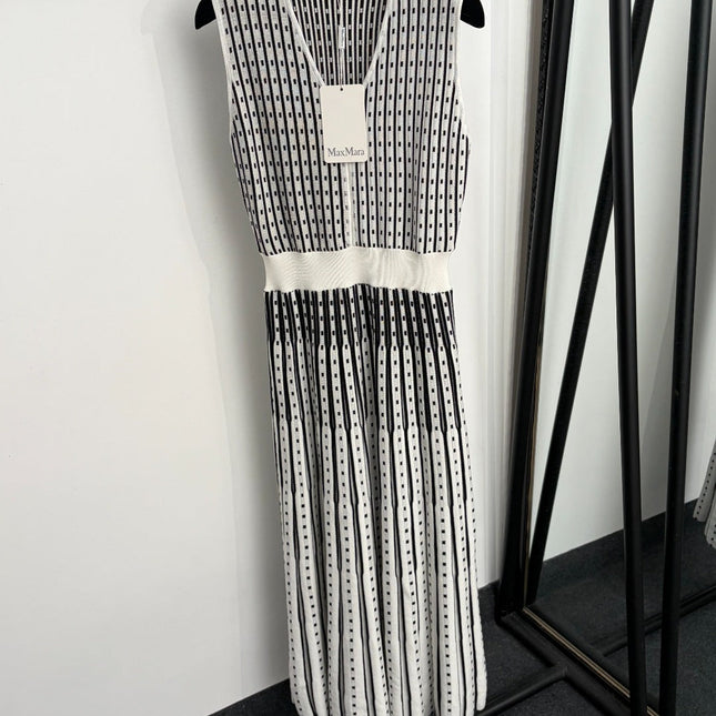 MAXMARA 26S SLEEVELESS V-NECK KNIT MAXI DRESS 363