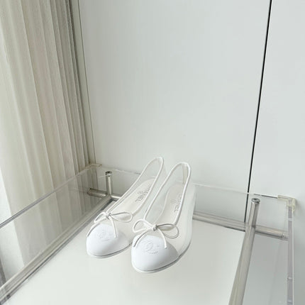 CHANEL 26S BALLET FLATS IN WHITE MESH TOE CAP AND BOW