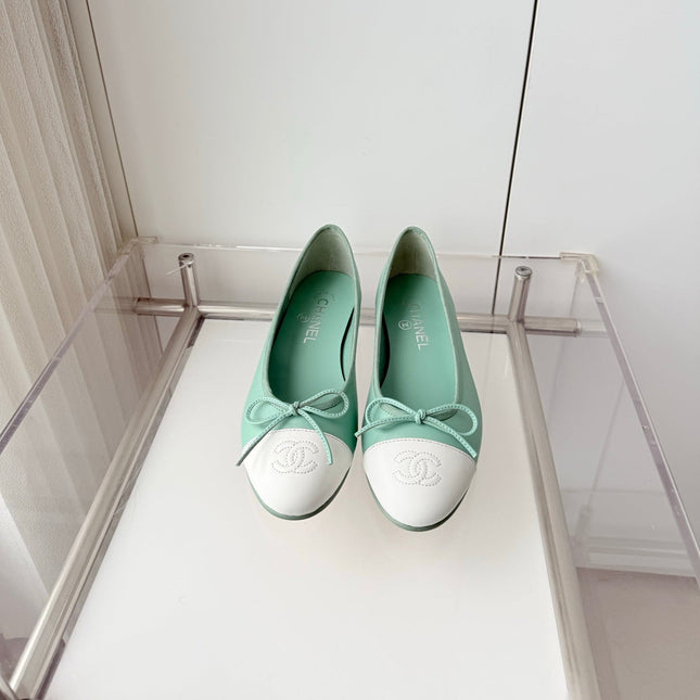 CHANEL 26S BALLET FLATS IN MINT GREEN CALFSKIN WITH WHITE TOE CAP AND BOW