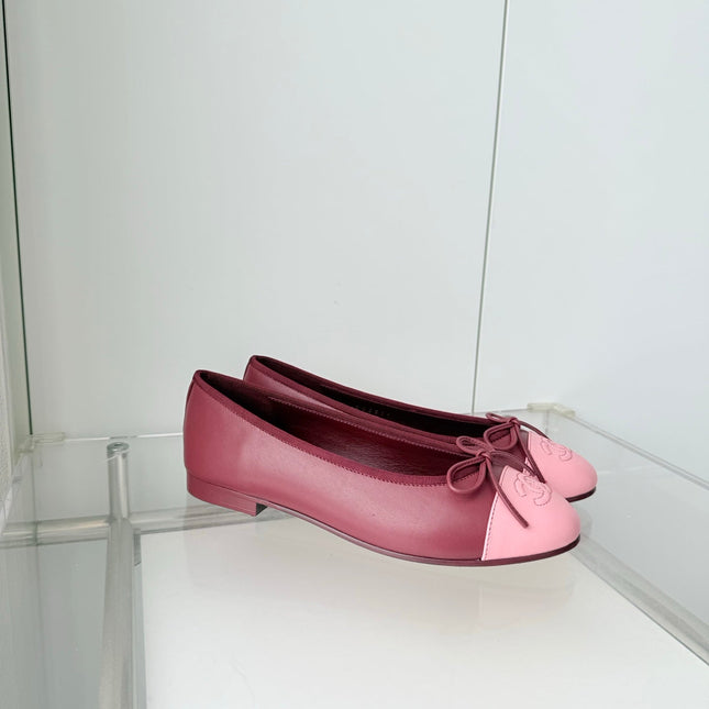 CHANEL 26S BALLET FLATS IN BURGUNDY RED CALFSKIN WITH PINK TOE CAP AND BOW