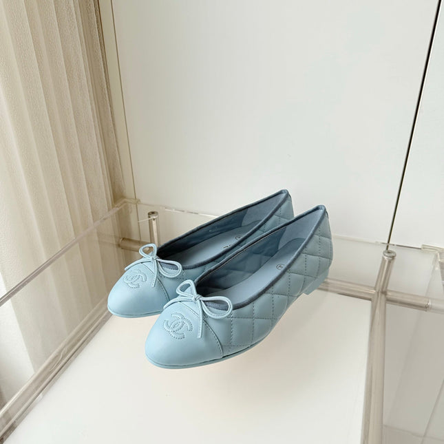 CHANEL 26S BALLET FLATS IN LIGHT BLUE QUILTED CALFSKIN WITH BOW