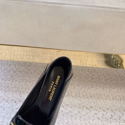 LOAFERS WITH GOLD HARDWARE IN BLACK GLOSSY CALFSKIN