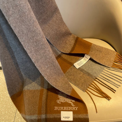 BURBERRY 26S SCARF 180CM IN CASHMERE 160445