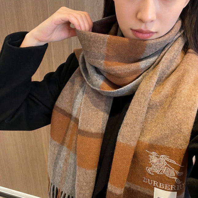 BURBERRY 26S SCARF 180CM IN CASHMERE 160445