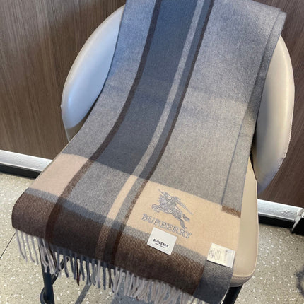 BURBERRY 26S SCARF 180CM IN CASHMERE 160447