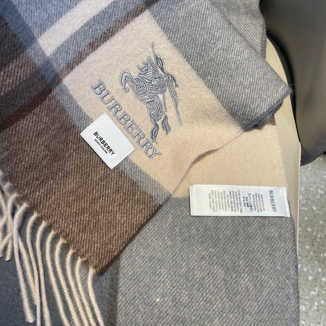 BURBERRY 26S SCARF 180CM IN CASHMERE 160447